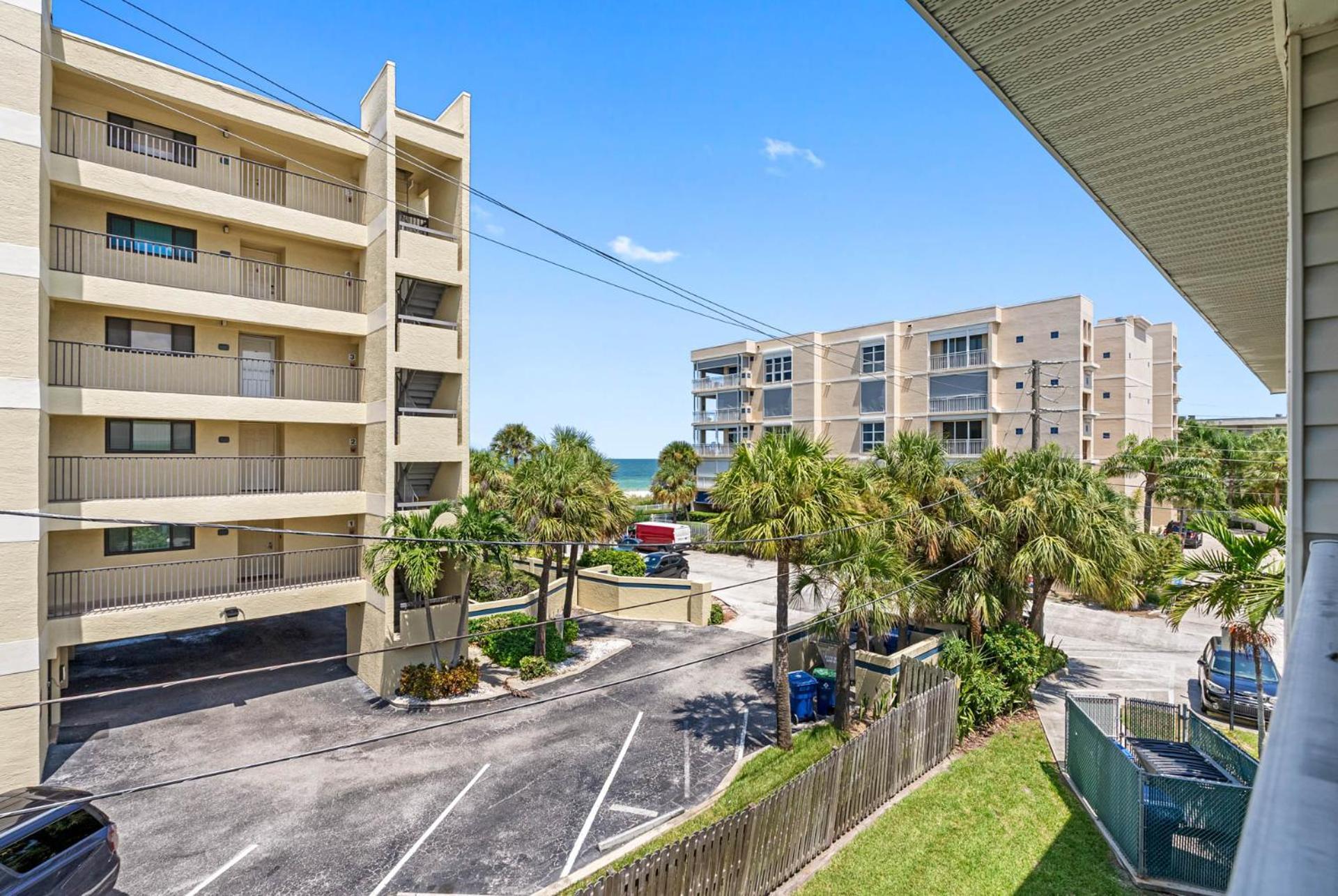 Beachside Bliss: Cozy Escape Awaiting You! Apartment Clearwater Beach
