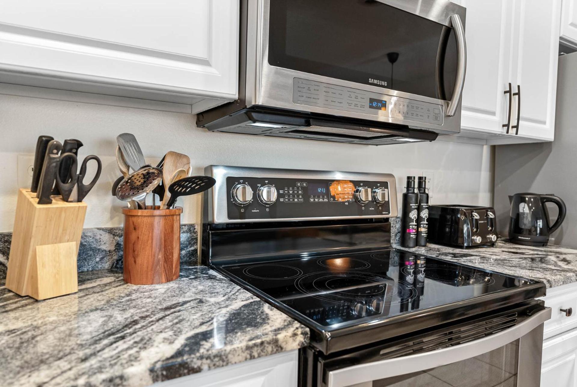 Beachside Bliss: Cozy Escape Awaiting You! Apartment *