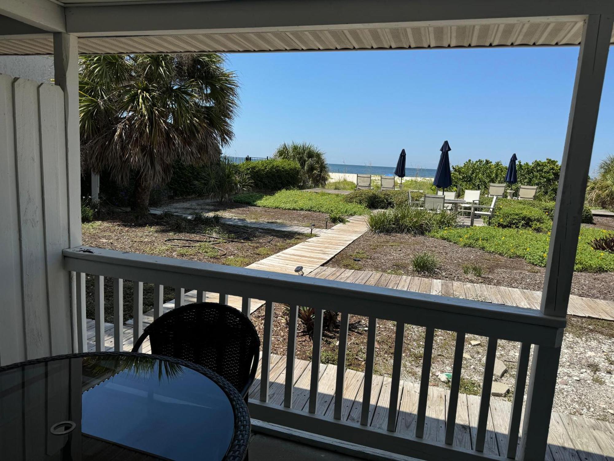 Open - Private Beachfront Home/great For Groups/dogs Ok* Holiday home *
