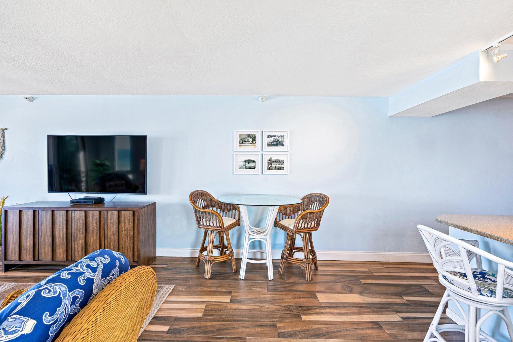 Pelican's Cove 401 Apartment