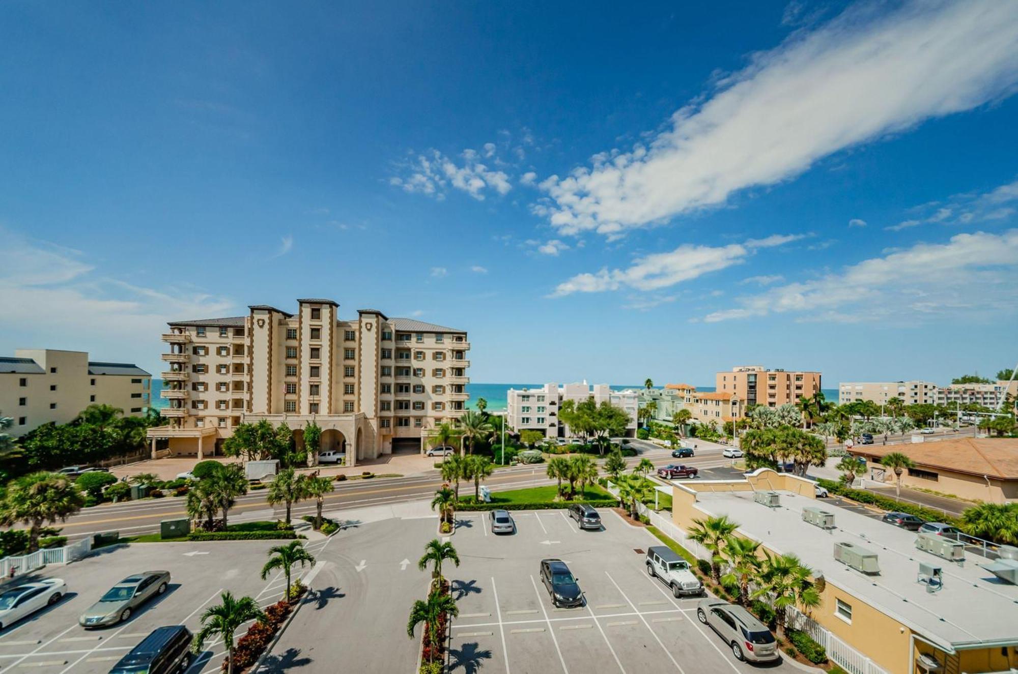 Dolphin Key 504 - Premier Holiday home *