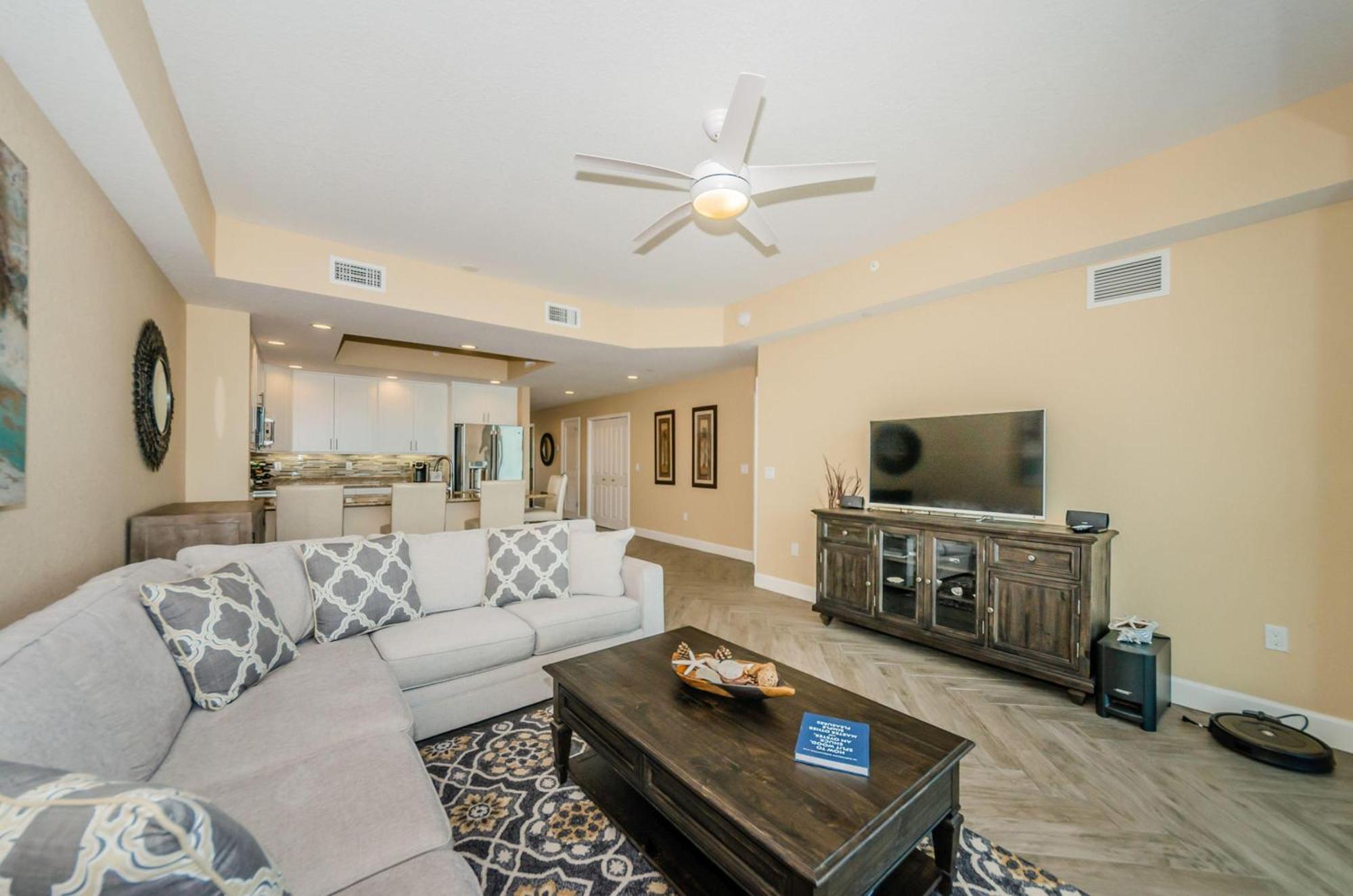 Dolphin Key 504 - Premier Clearwater Beach