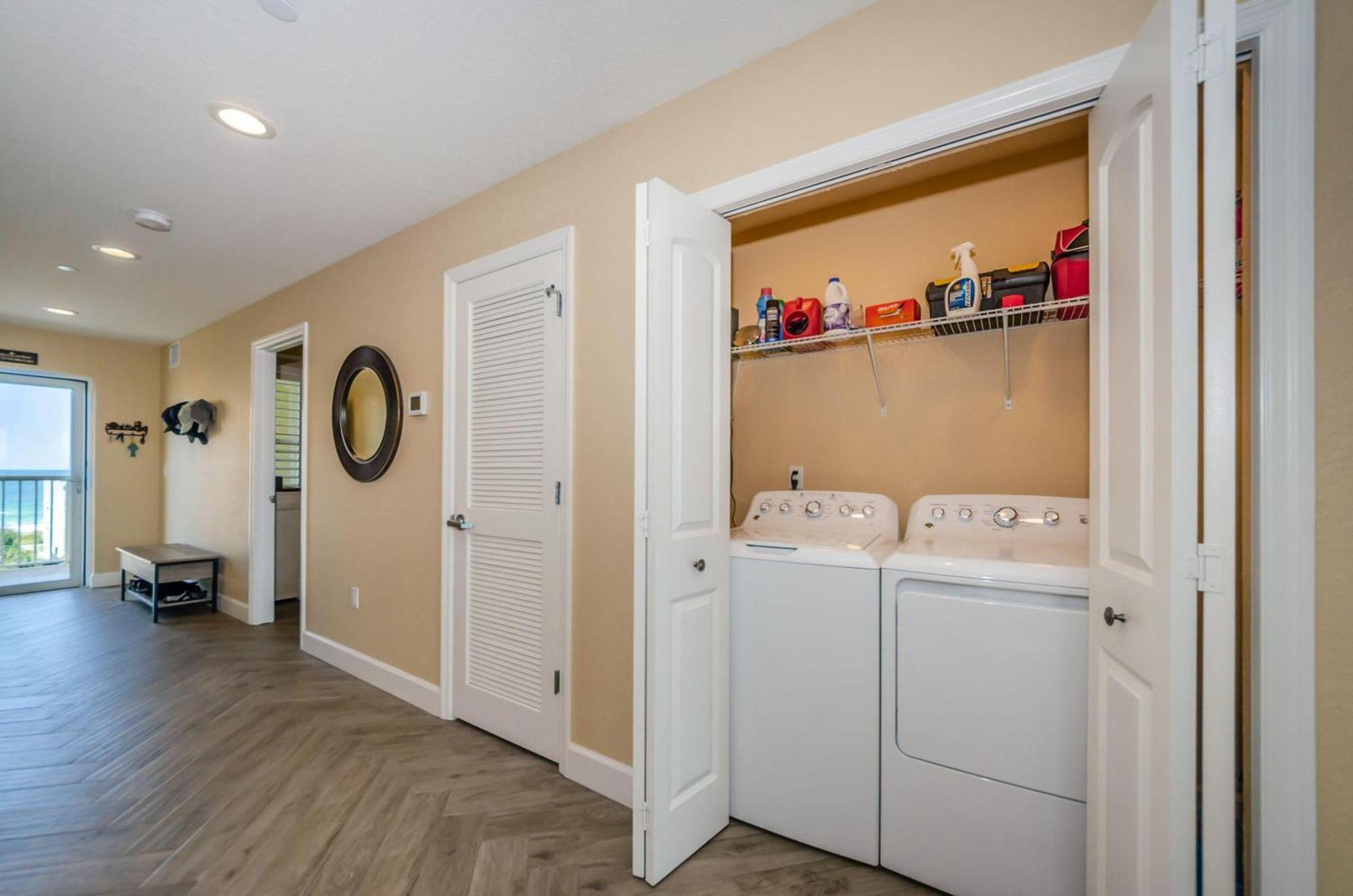 Dolphin Key 504 - Premier Clearwater Beach