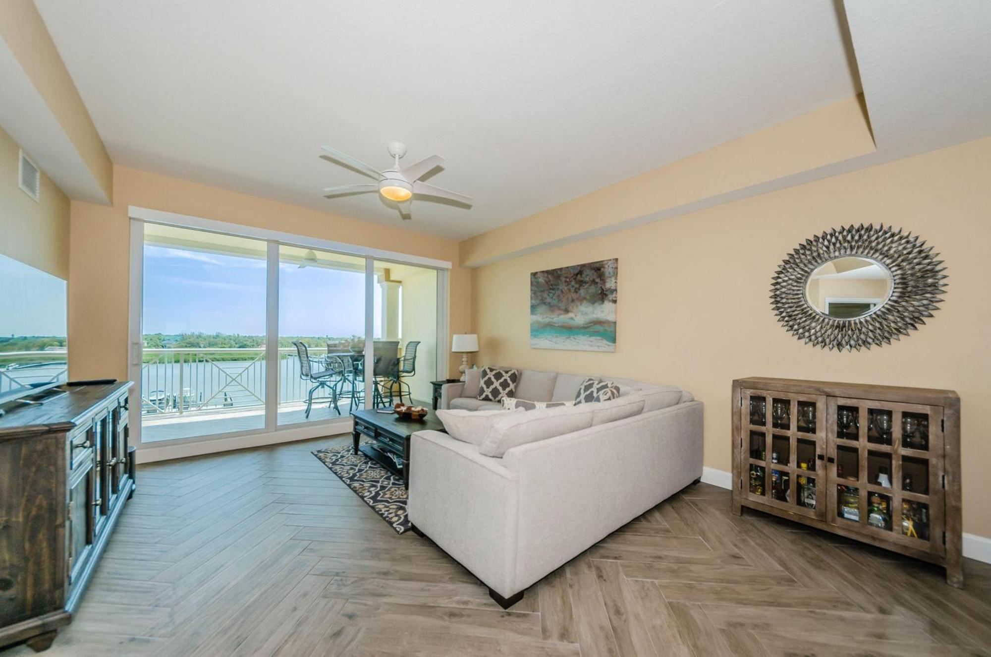 Dolphin Key 504 - Premier * Clearwater Beach