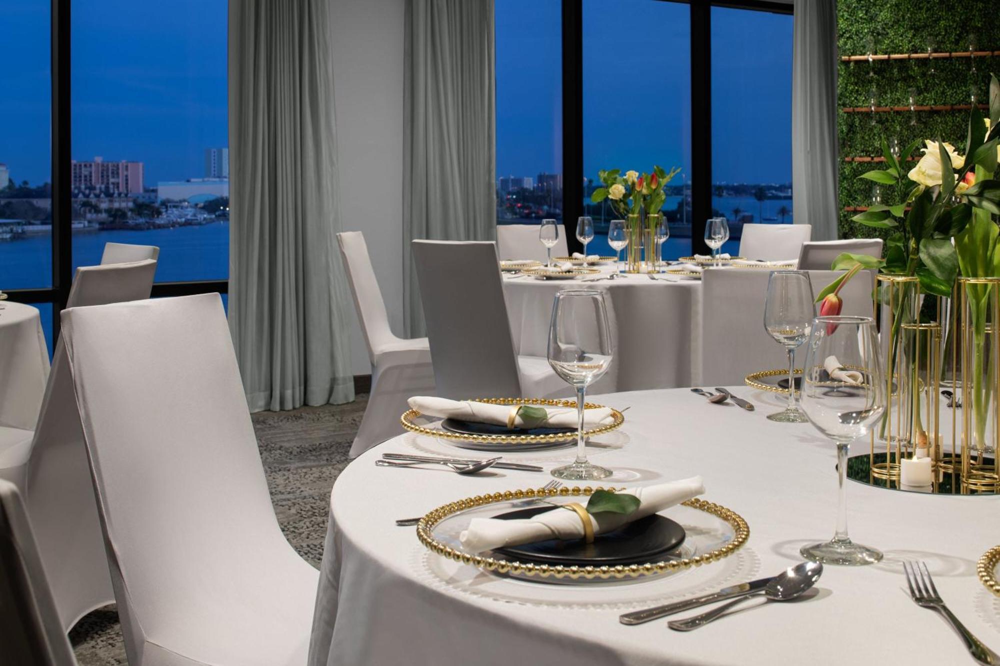 Courtyard By Marriott Clearwater Clearwater Beach