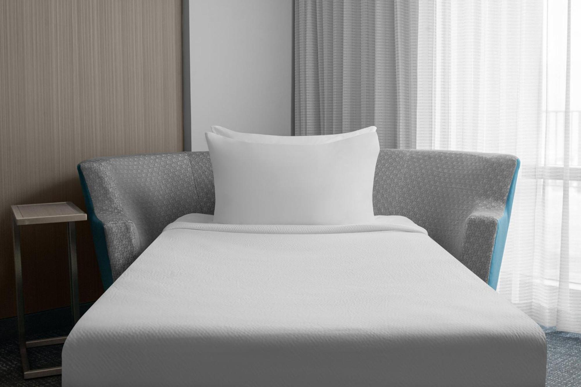 Hotel Courtyard By Marriott Clearwater 3*