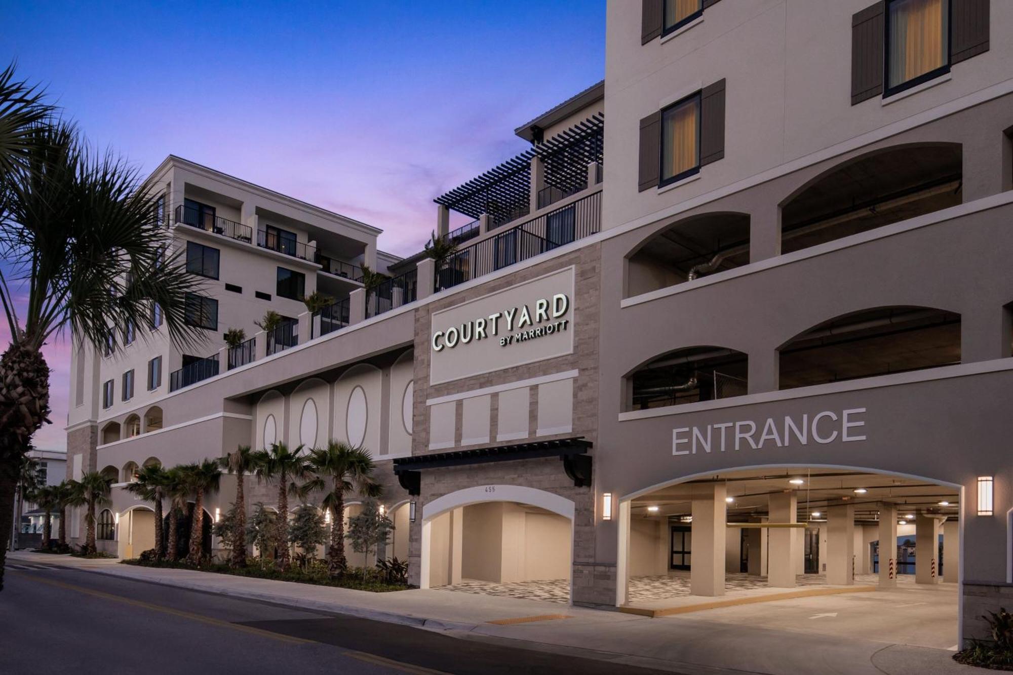 Courtyard By Marriott Clearwater Hotel Clearwater Beach