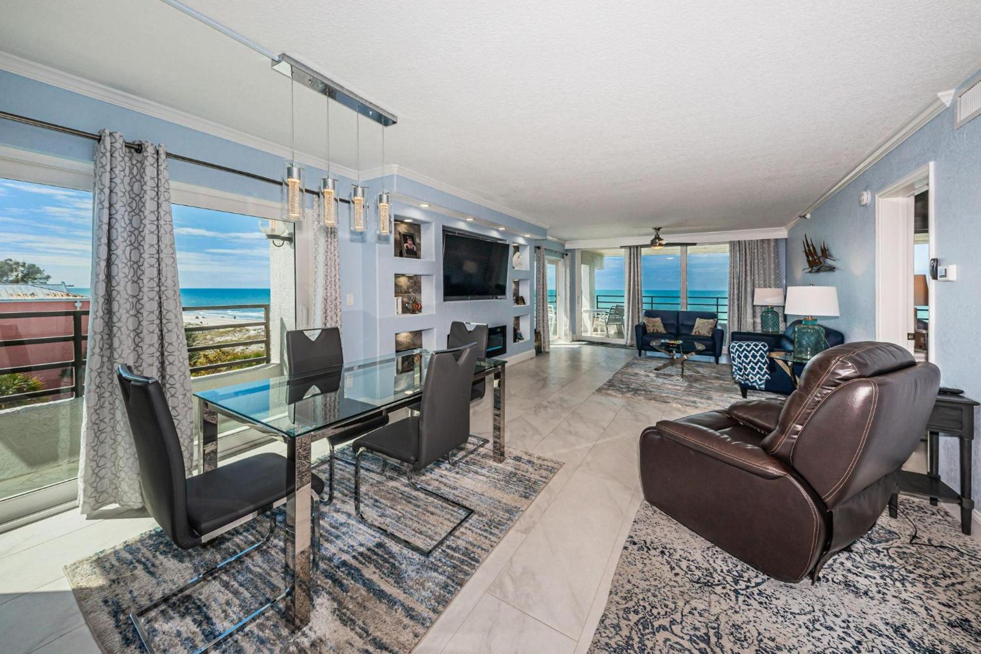 Holiday home Pier House *
