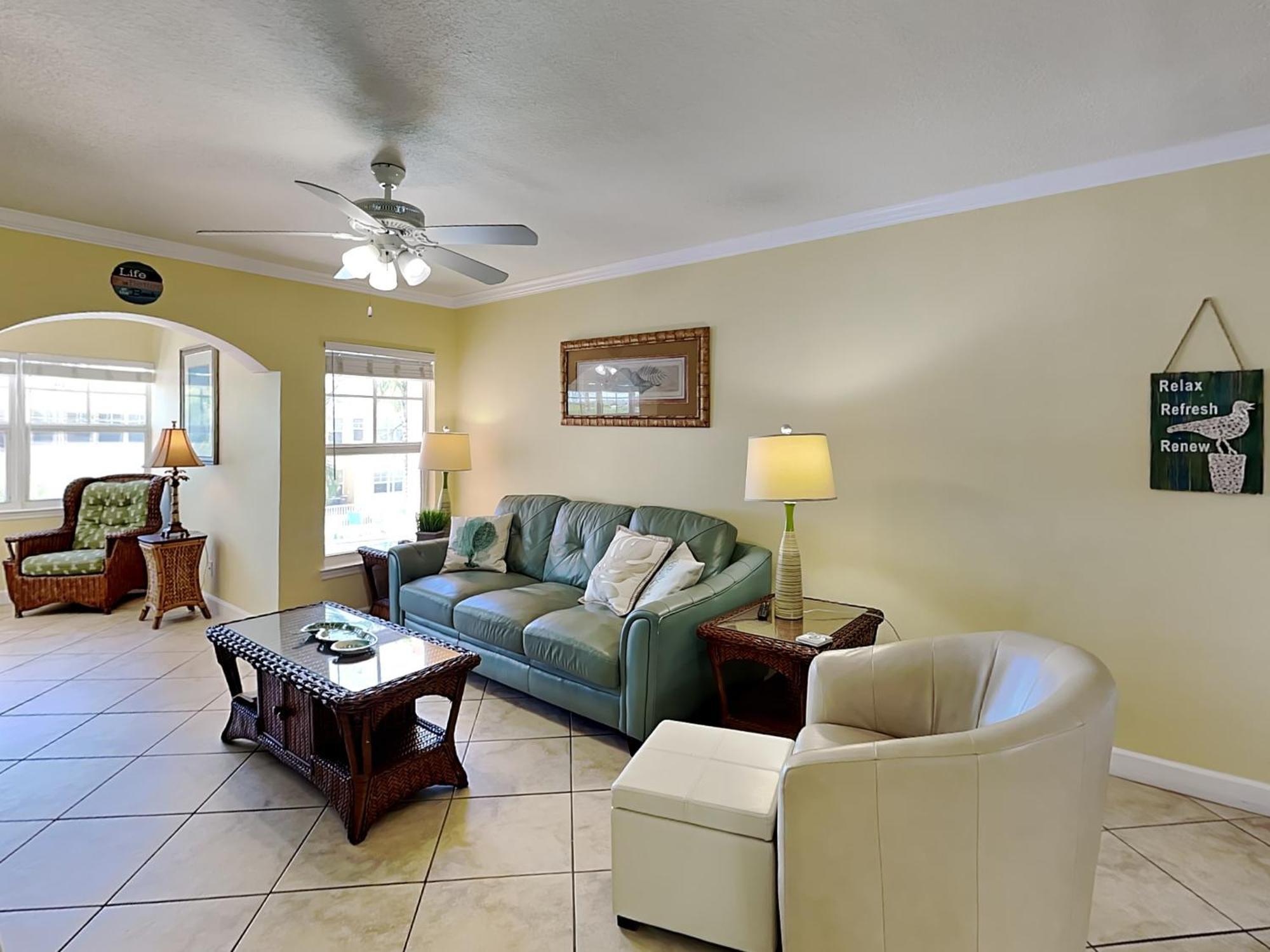 Apartment Barefoot B-201 Clearwater Beach