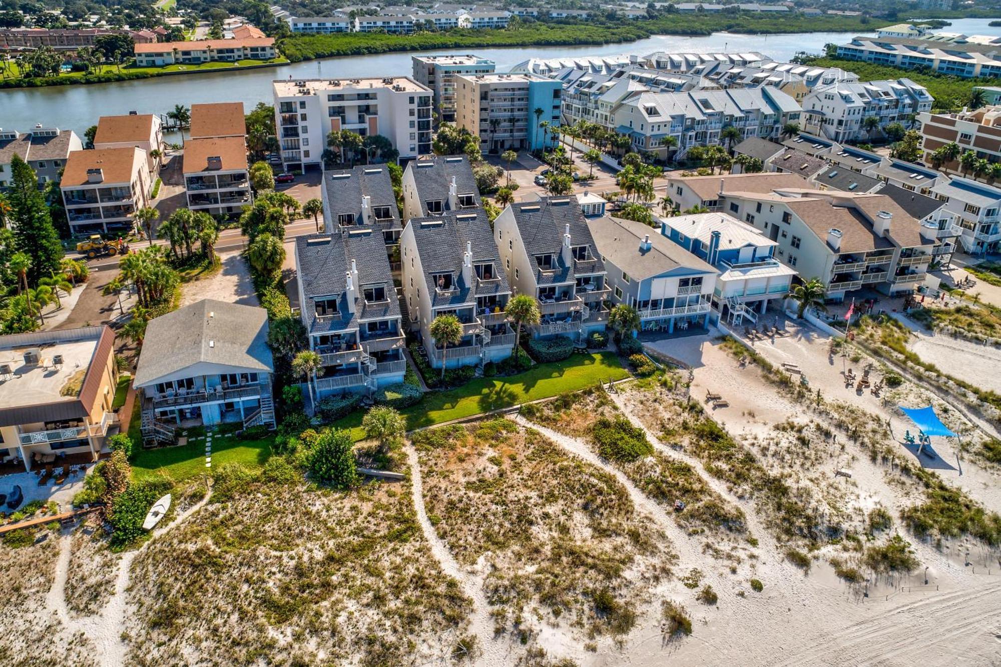 Pelican Pointe 5b *