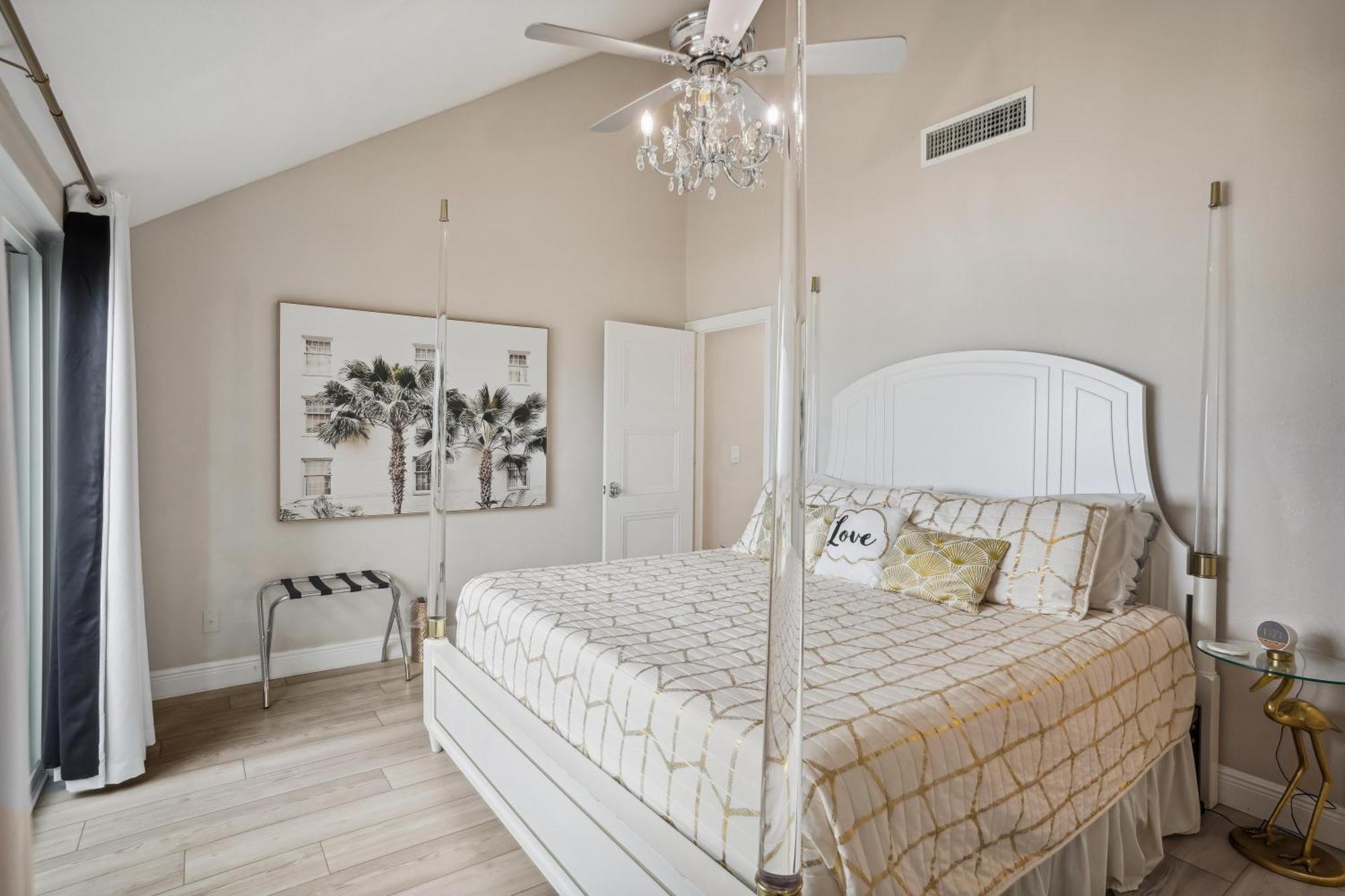 Pelican Pointe 5b * Clearwater Beach