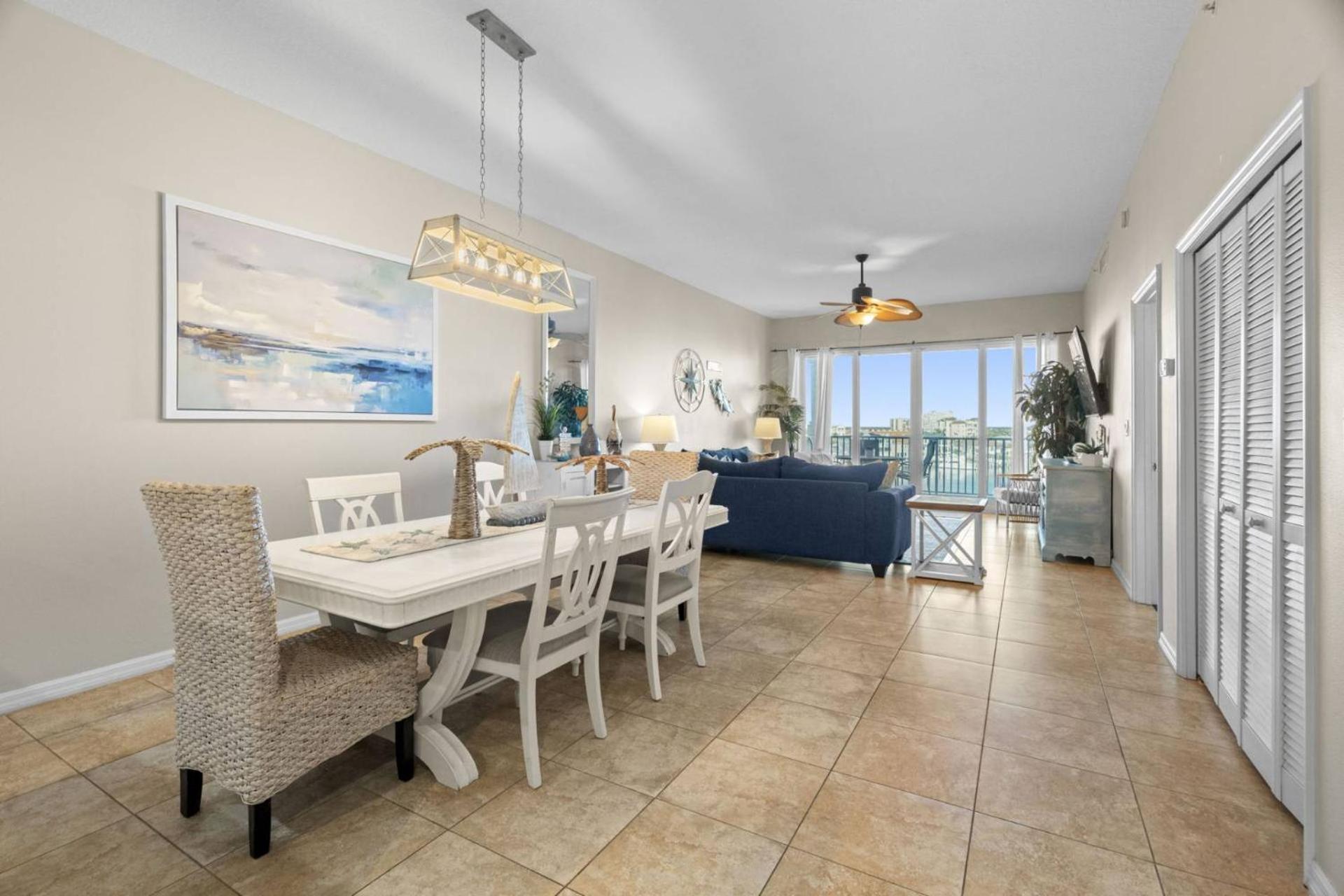 506 Harborview Grande *