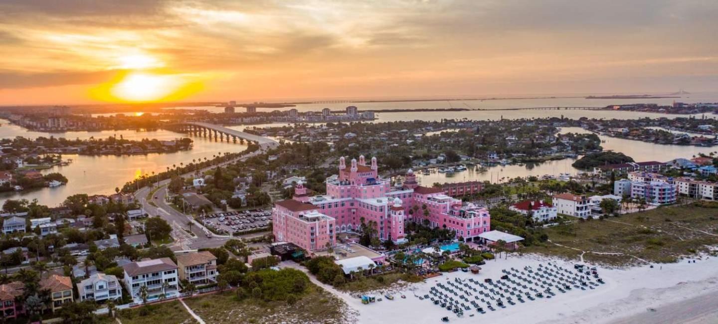 Fully Renovated Indian Rocks Beach Getaway * Clearwater Beach
