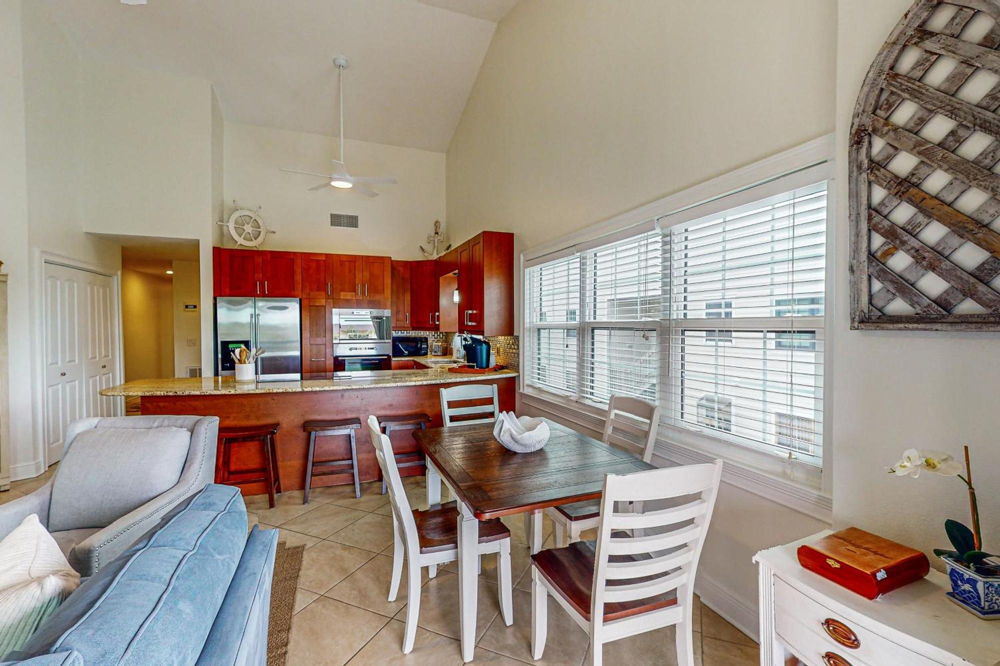 Indian Sands C3 Apartment