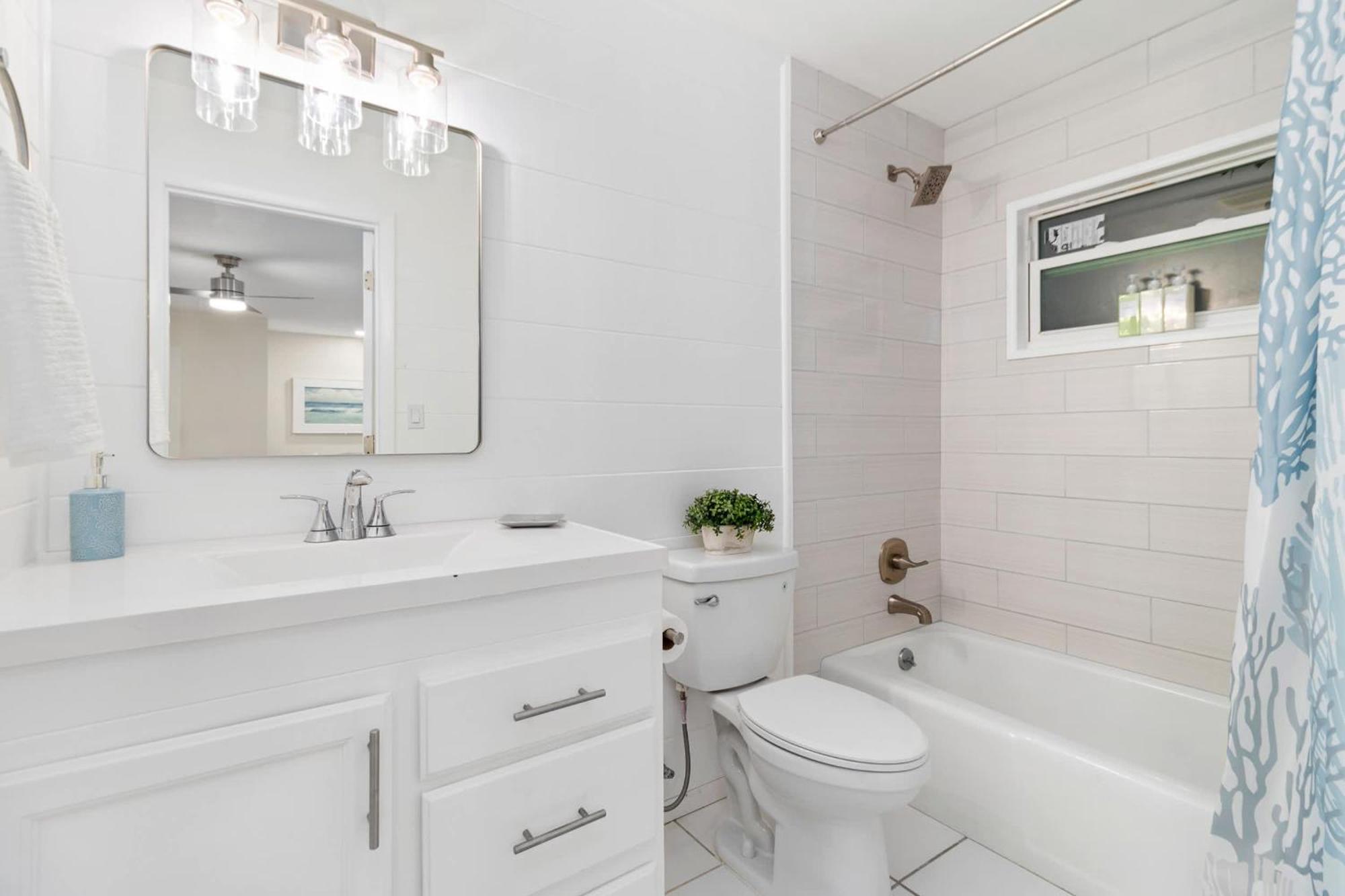 Luxury-4 Primary Bedrooms-waterfront-king Beds Clearwater Beach