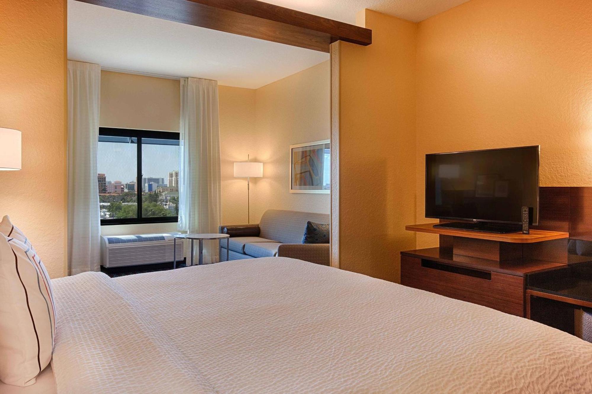Fairfield & By Marriott Clearwater Clearwater Beach
