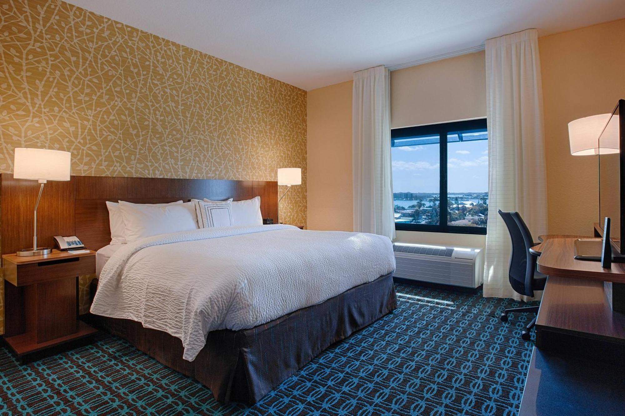 Fairfield & By Marriott Clearwater Hotel Clearwater Beach