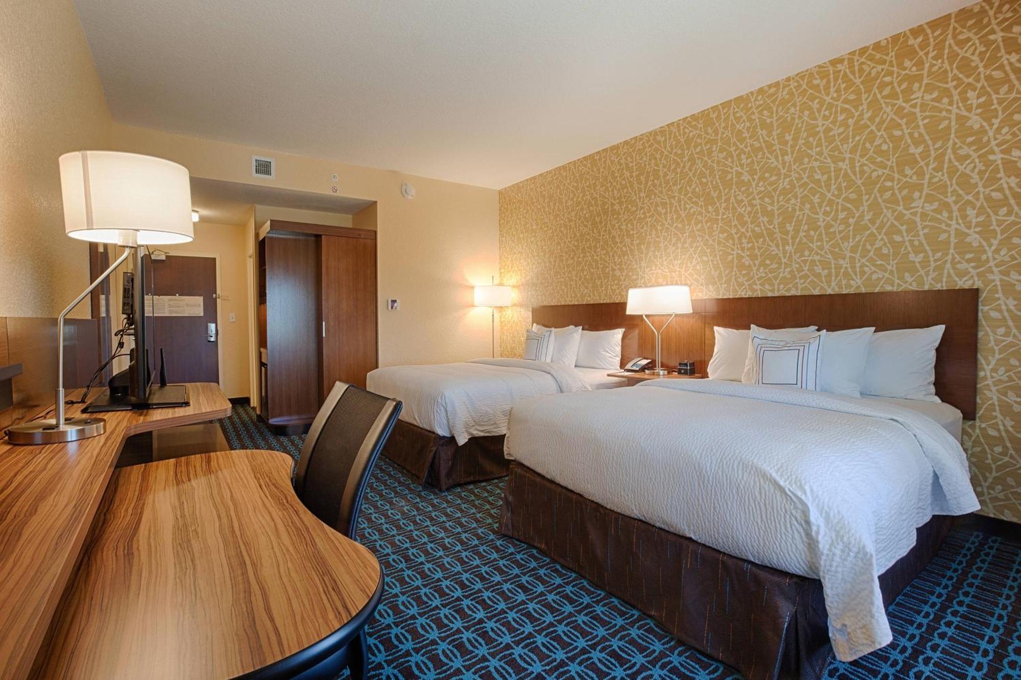 Fairfield & By Marriott Clearwater 3*