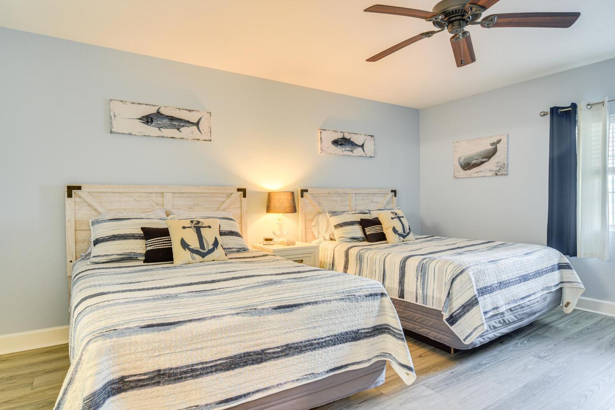 Waterfront With Water Park, Walk To The Beach! * Clearwater Beach