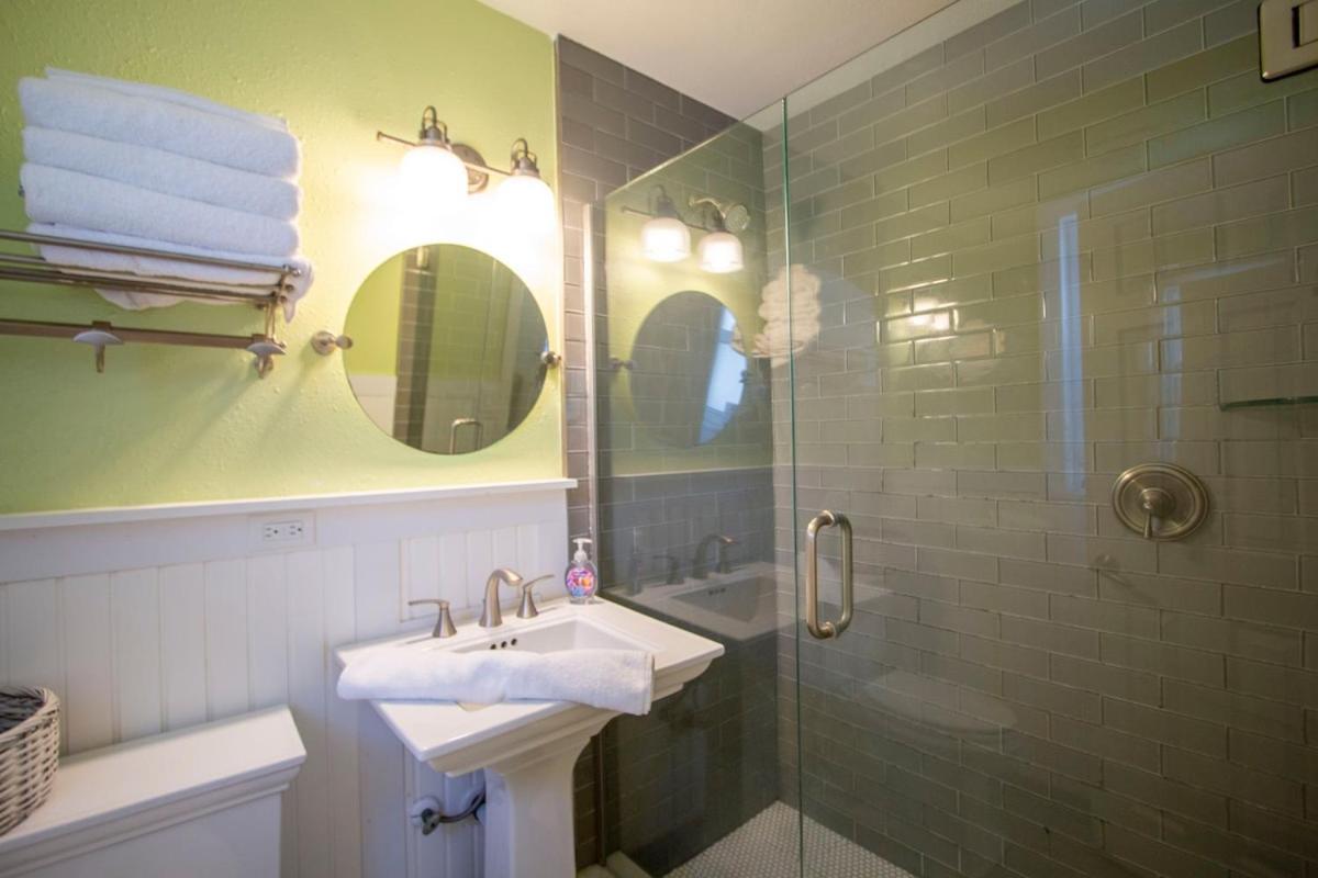 Holiday home Clearwater Oasis Retreat - Entire Clearwater Beach