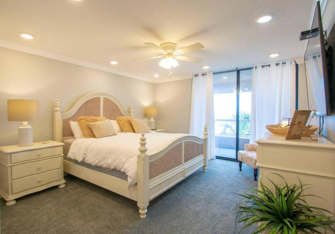 Oceanside Treasure By Goldencoastrentals Apartment *
