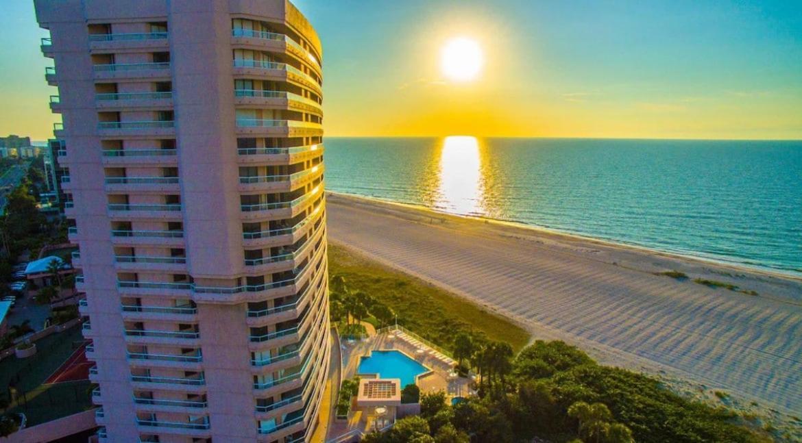 Oceanside Treasure By Goldencoastrentals Apartment Clearwater Beach