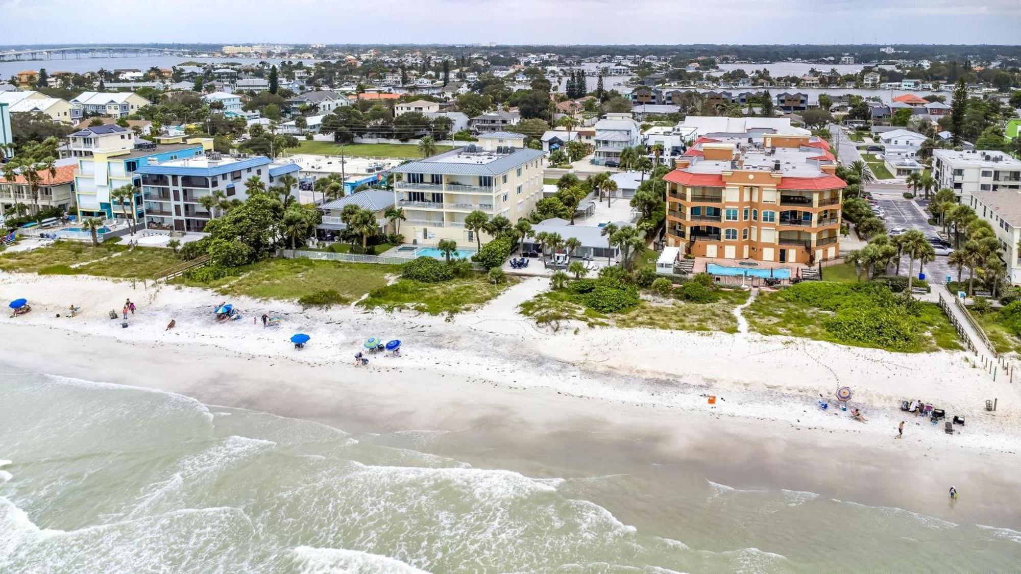 3 Palms Retreat Holiday home Clearwater Beach