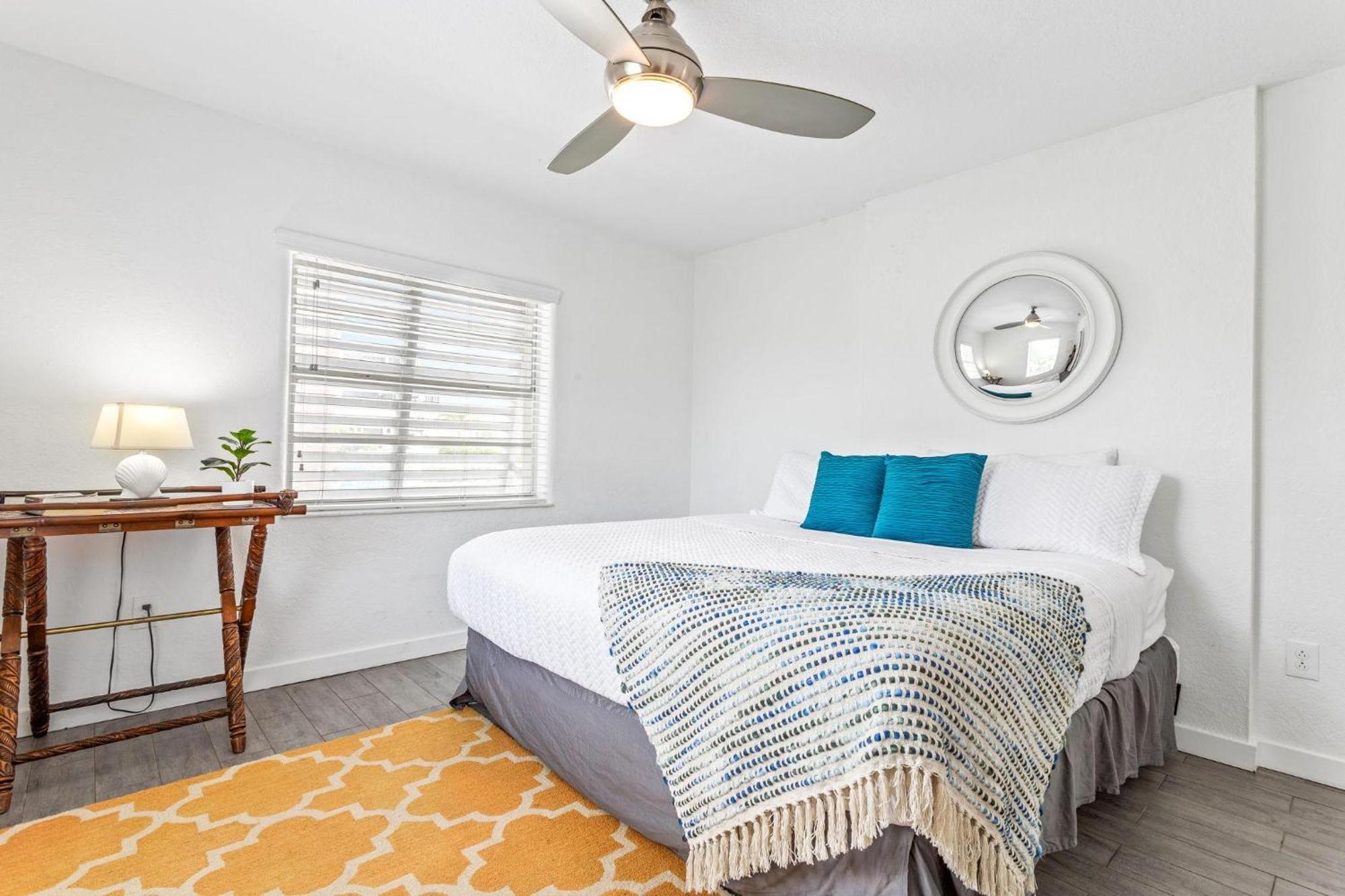 3 Palms Retreat *