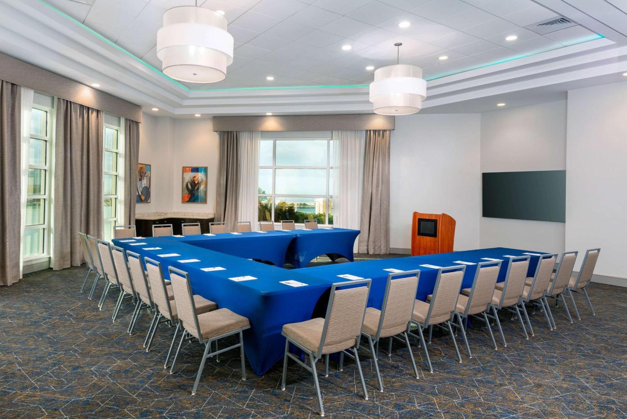 Hampton And Clearwater Hotel