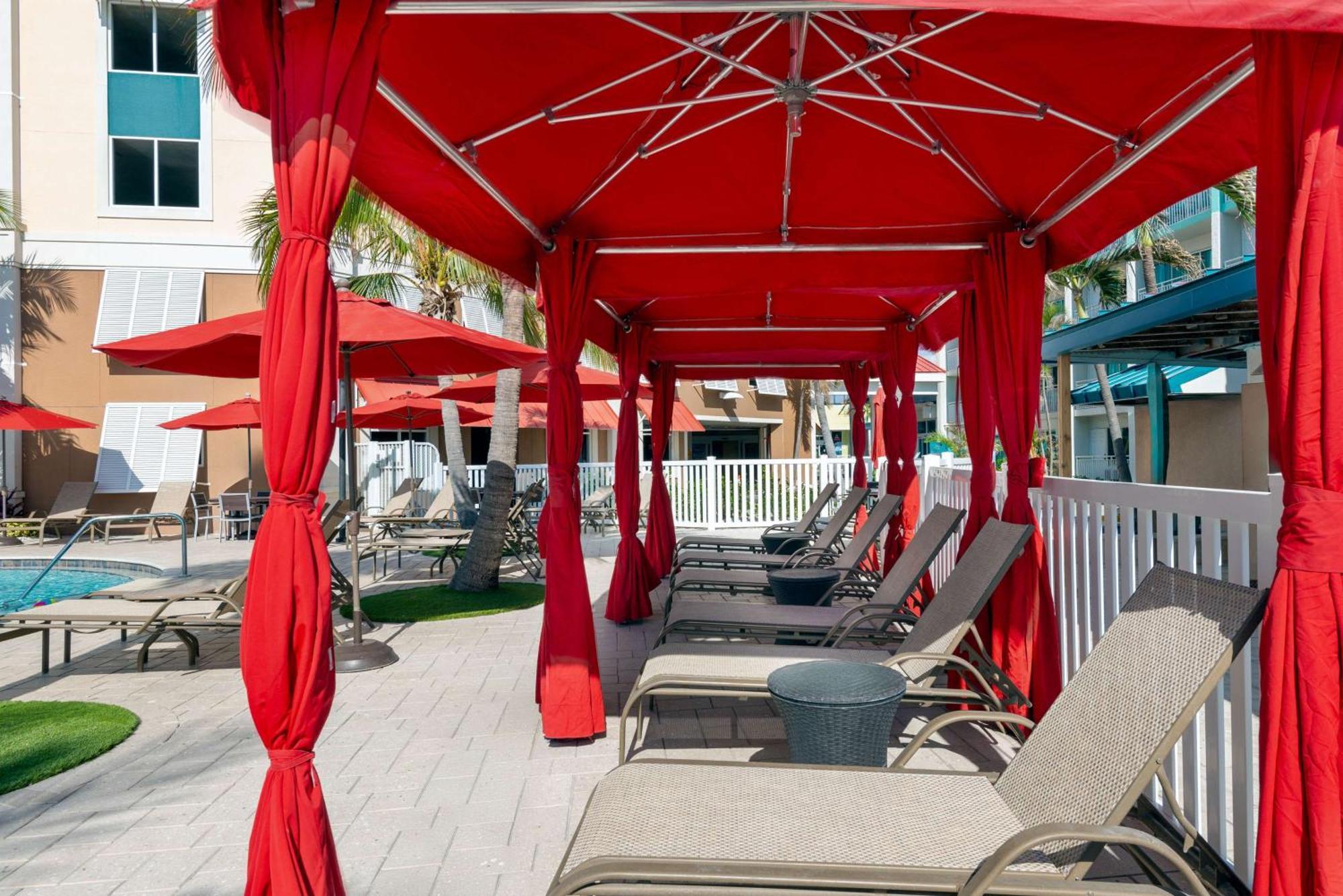 Hotel Hampton And Clearwater 3*