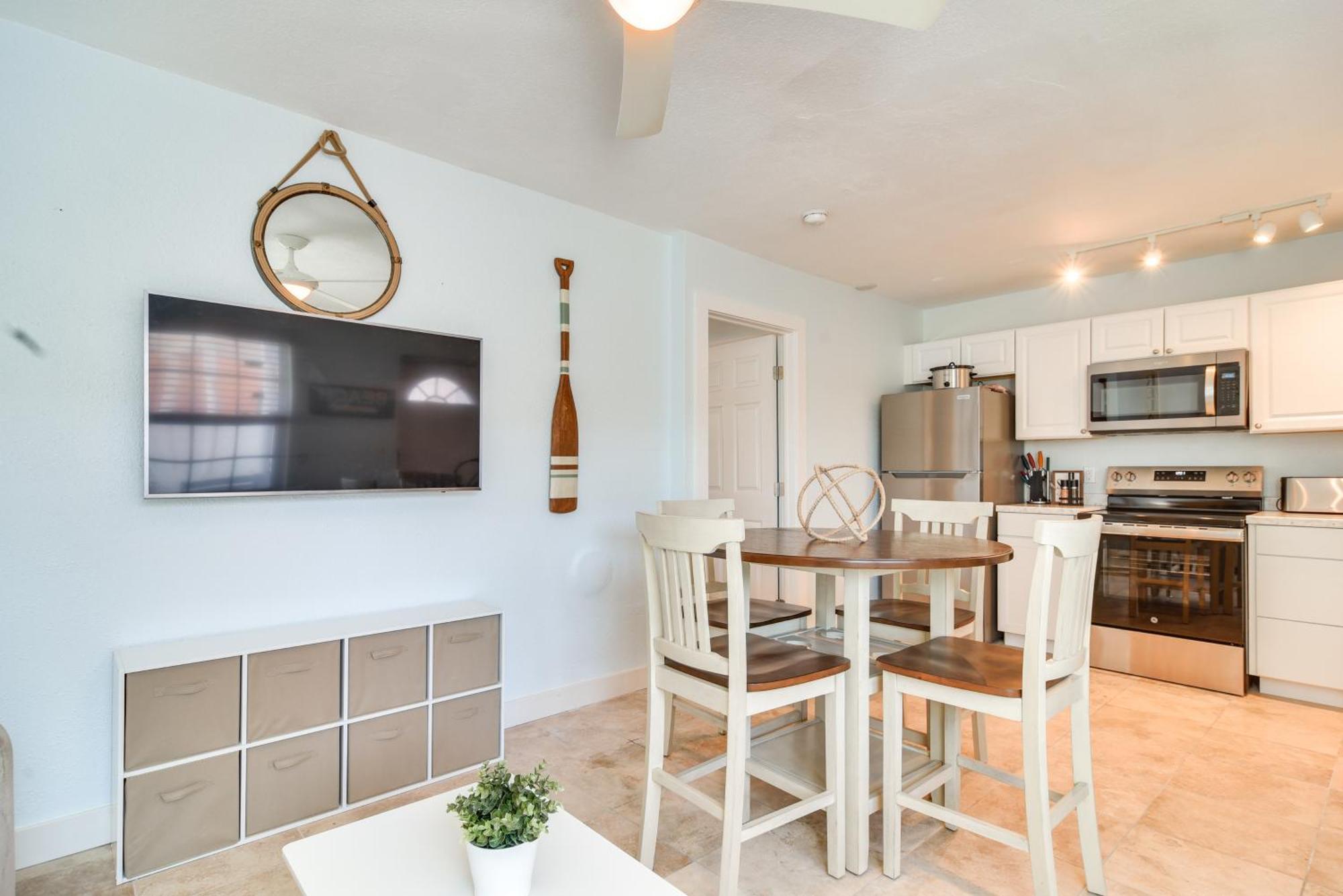 Apartment With Easy Access To Indian Rocks Beach! Clearwater Beach