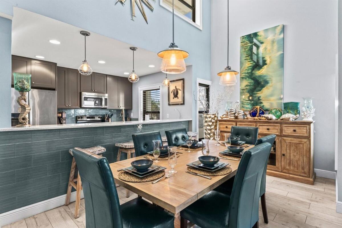 Beachside I Stunning Views Walk Everywhere Apartment Clearwater Beach
