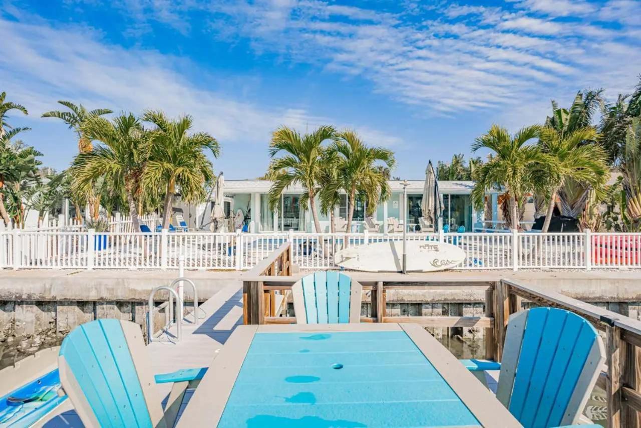 Waterfront Pool Walk To Golf Cart Sleeps 12 Holiday home *