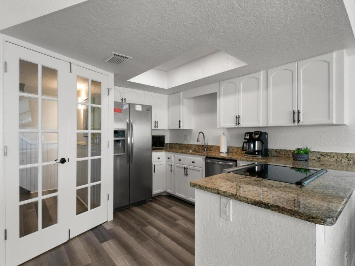 Getaway! 5min Walk To The Beach! Gulf & Bay Views * Clearwater Beach