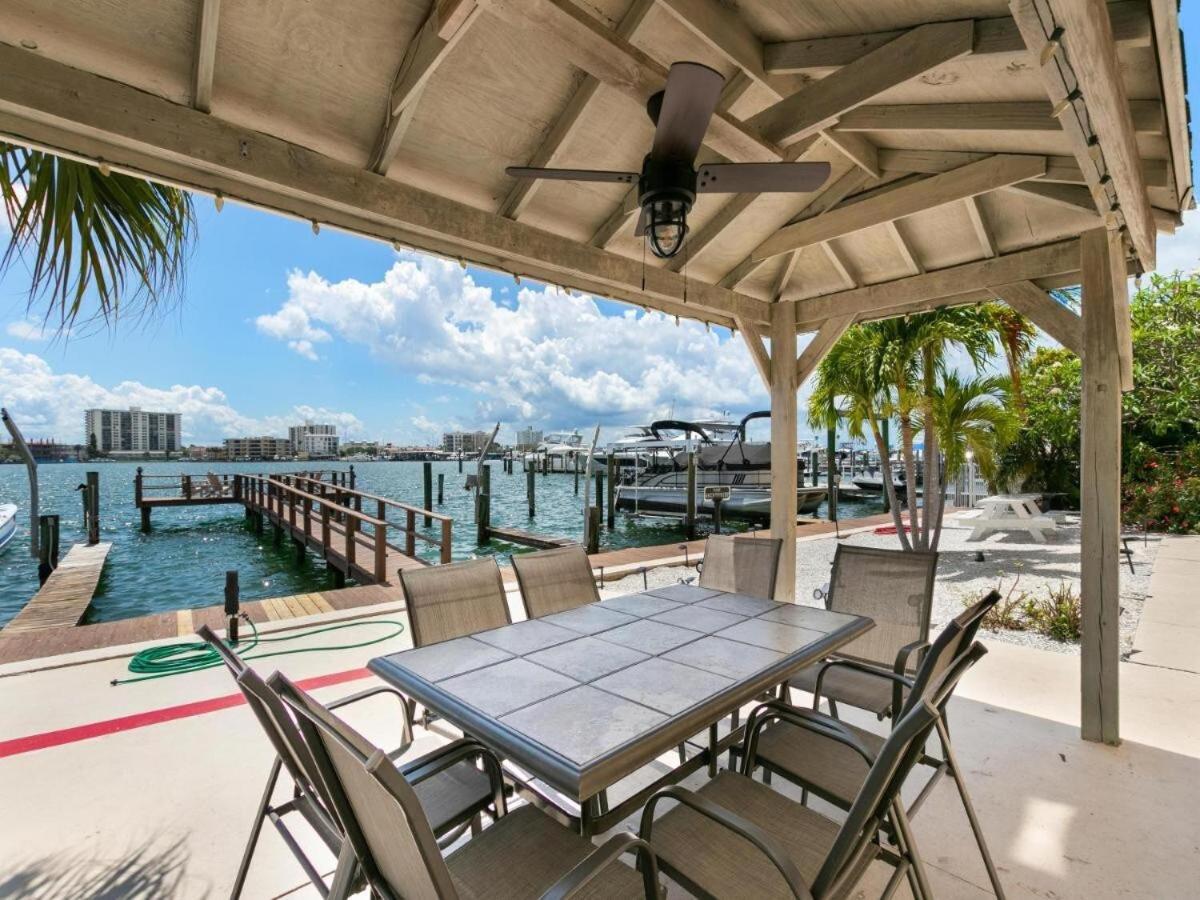 Getaway! 5min Walk To The Beach! Gulf & Bay Views Apartment Clearwater Beach