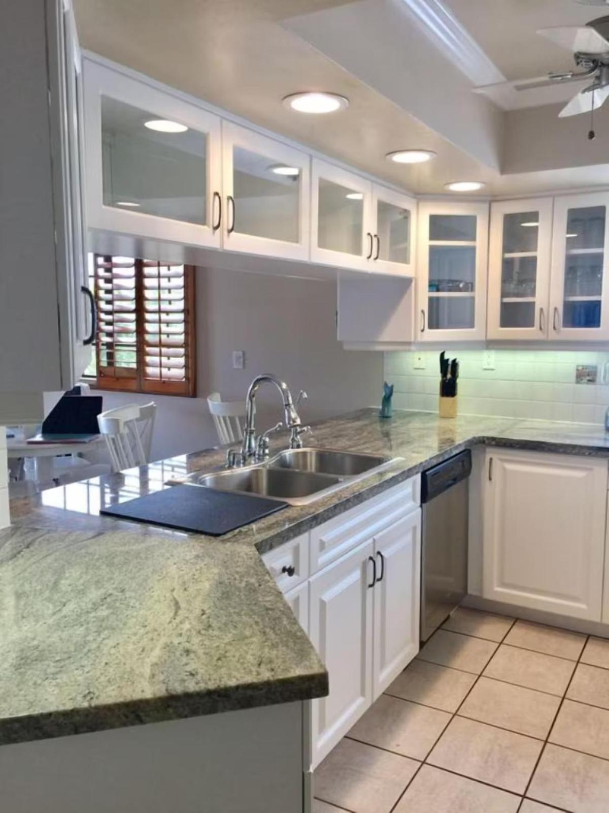 Blue Haven - Waterfront, Heated Pool, Bay