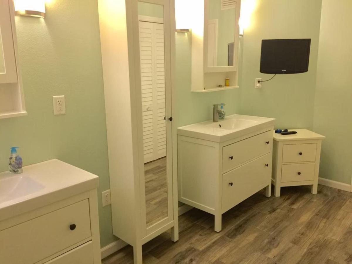 Blue Haven - Waterfront, Heated Pool, Bay Apartment Clearwater Beach