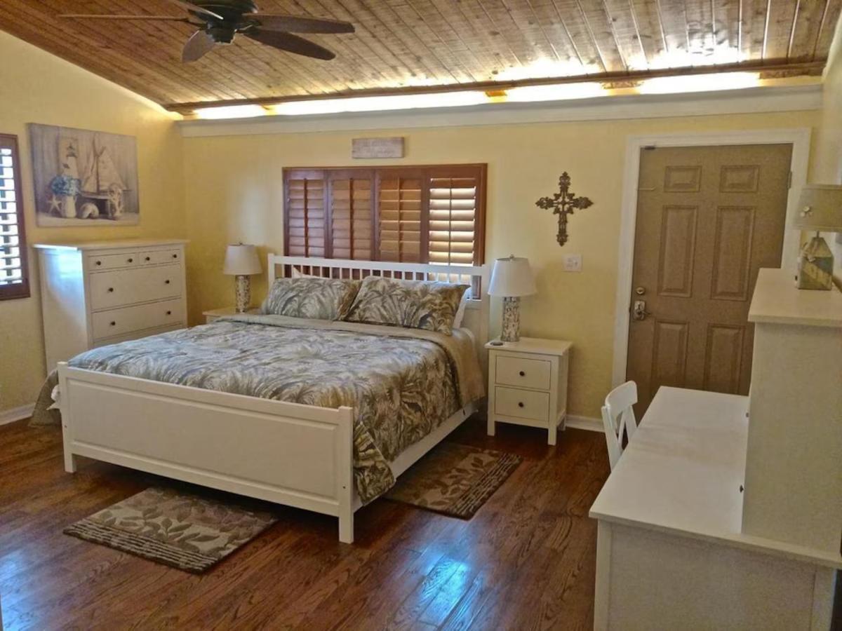 Blue Haven - Waterfront, Heated Pool, Bay Clearwater Beach