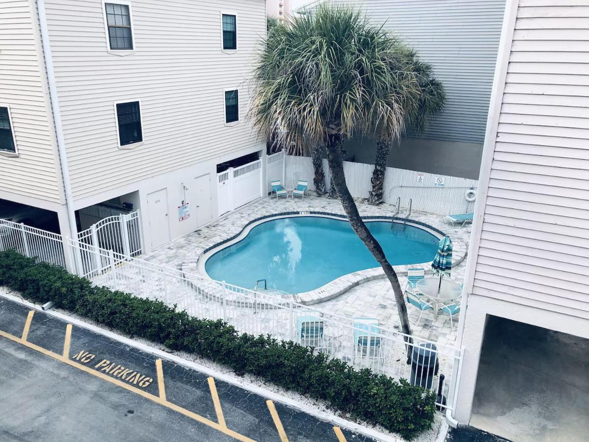 Blue Haven - Waterfront, Heated Pool, Bay Apartment *
