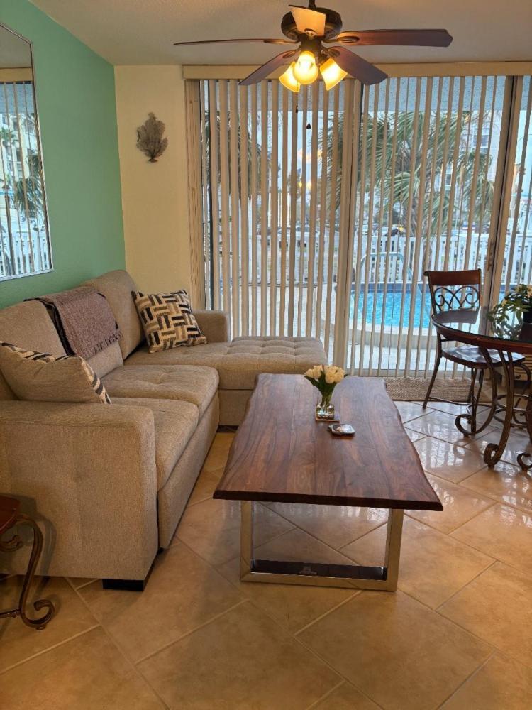 Apartment Charming And Spacious