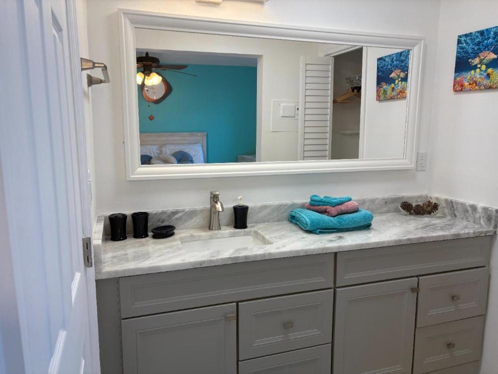 Charming And Spacious Apartment Clearwater Beach