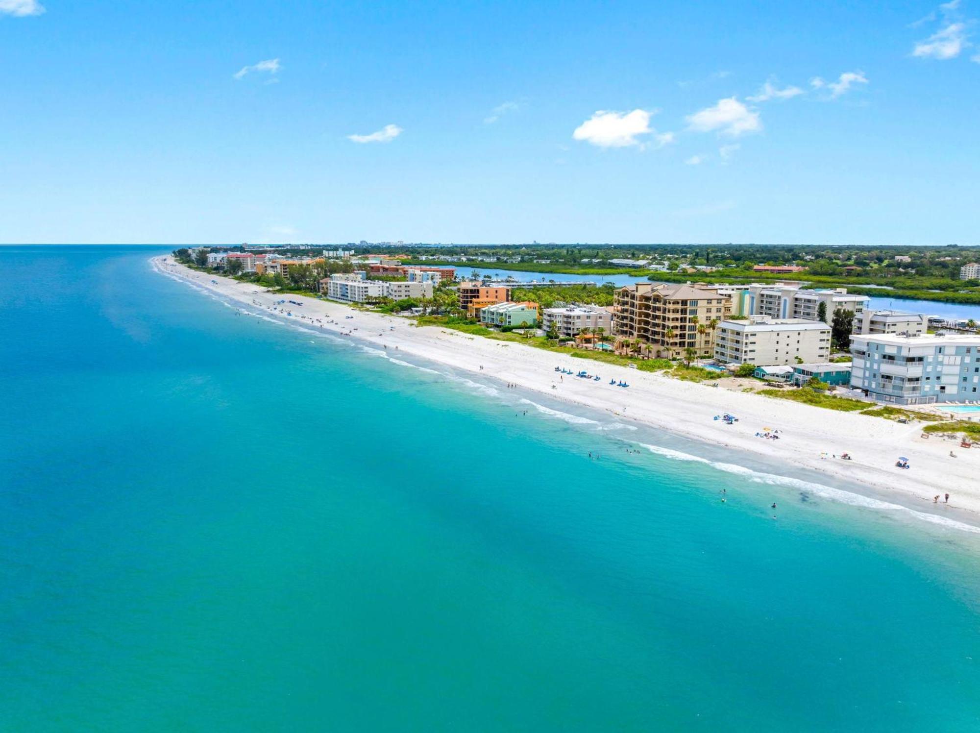 Bayshore Yacht & Tennis 806 Holiday home