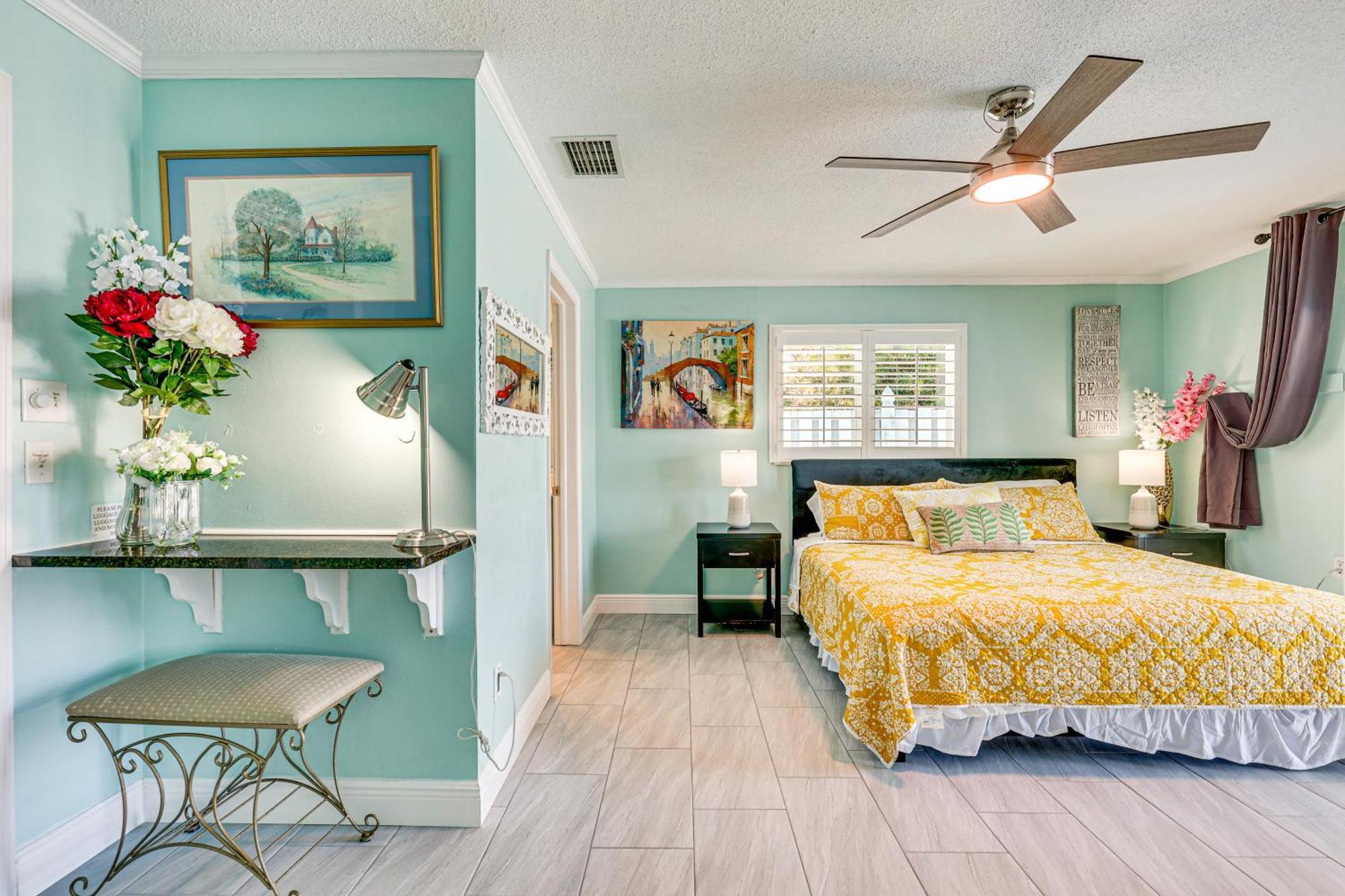 Holiday home Waterfront Getaway With Pool And Dock - Walk To Beach!