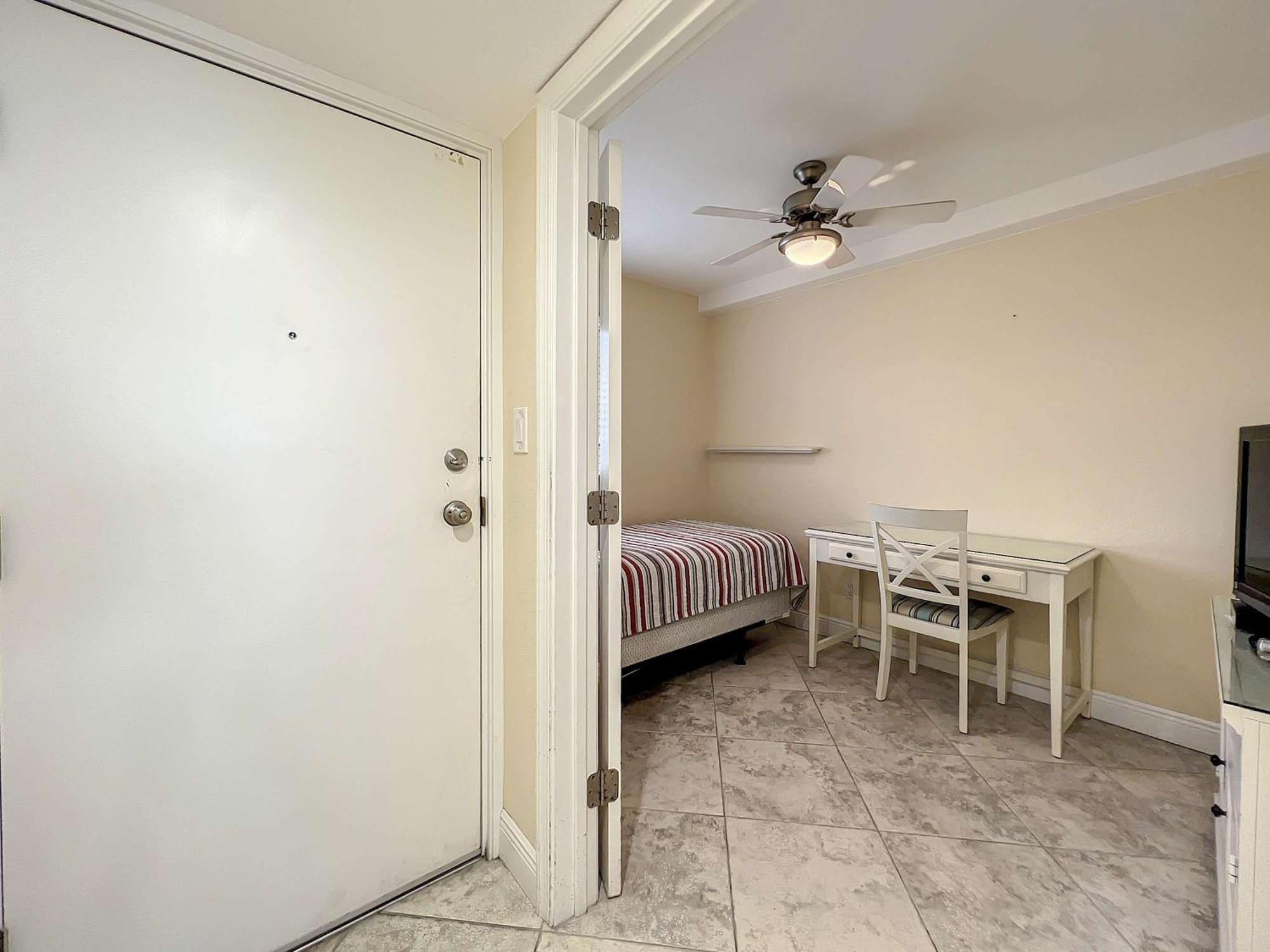 Holiday home Oceanfront Sleeps 6 Walk To Pool