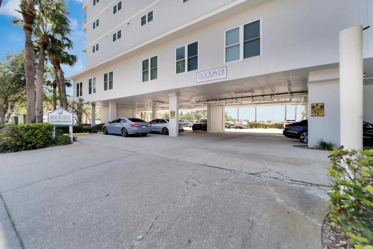 Calm Waters Oasis - Dolphin Watch & Pool Access Holiday home Clearwater Beach