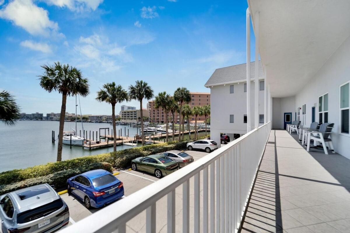 Calm Waters Oasis - Dolphin Watch & Pool Access *