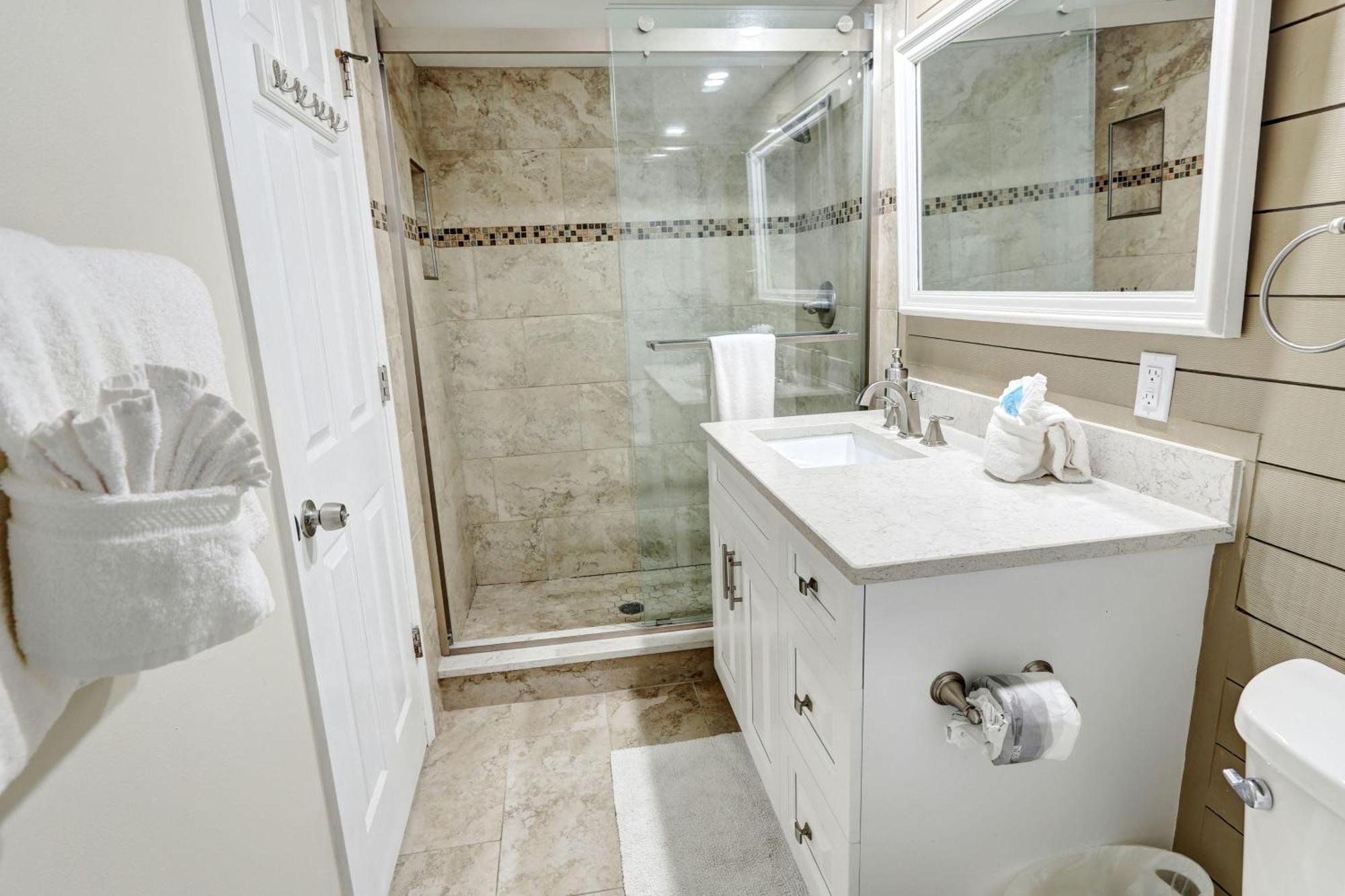 Bayshore Yacht & Tennis 806 Holiday home *