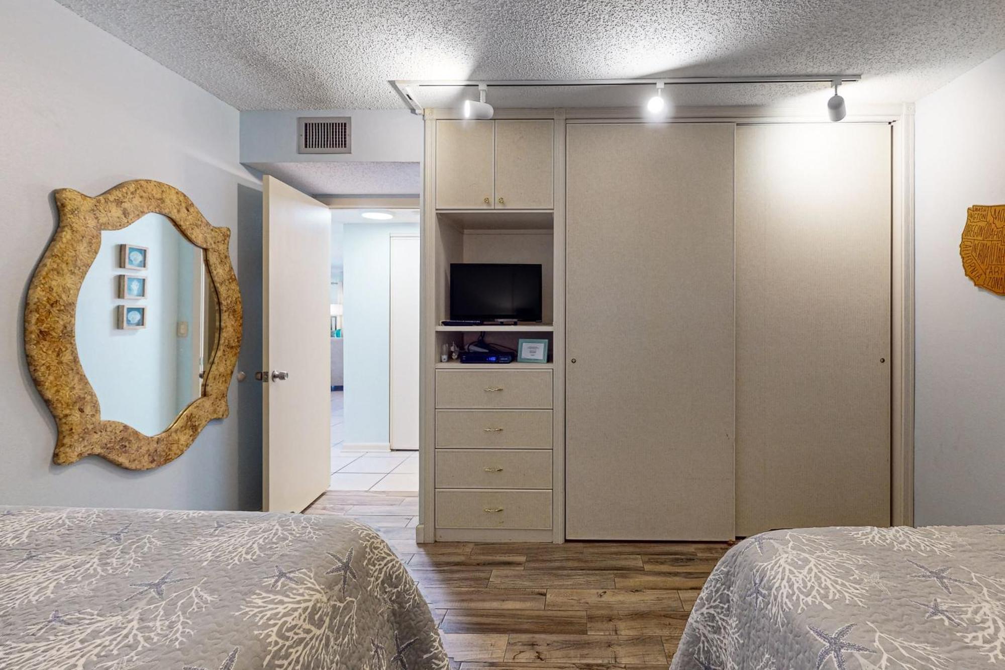 Reflections On The Gulf 505 Apartment Clearwater Beach