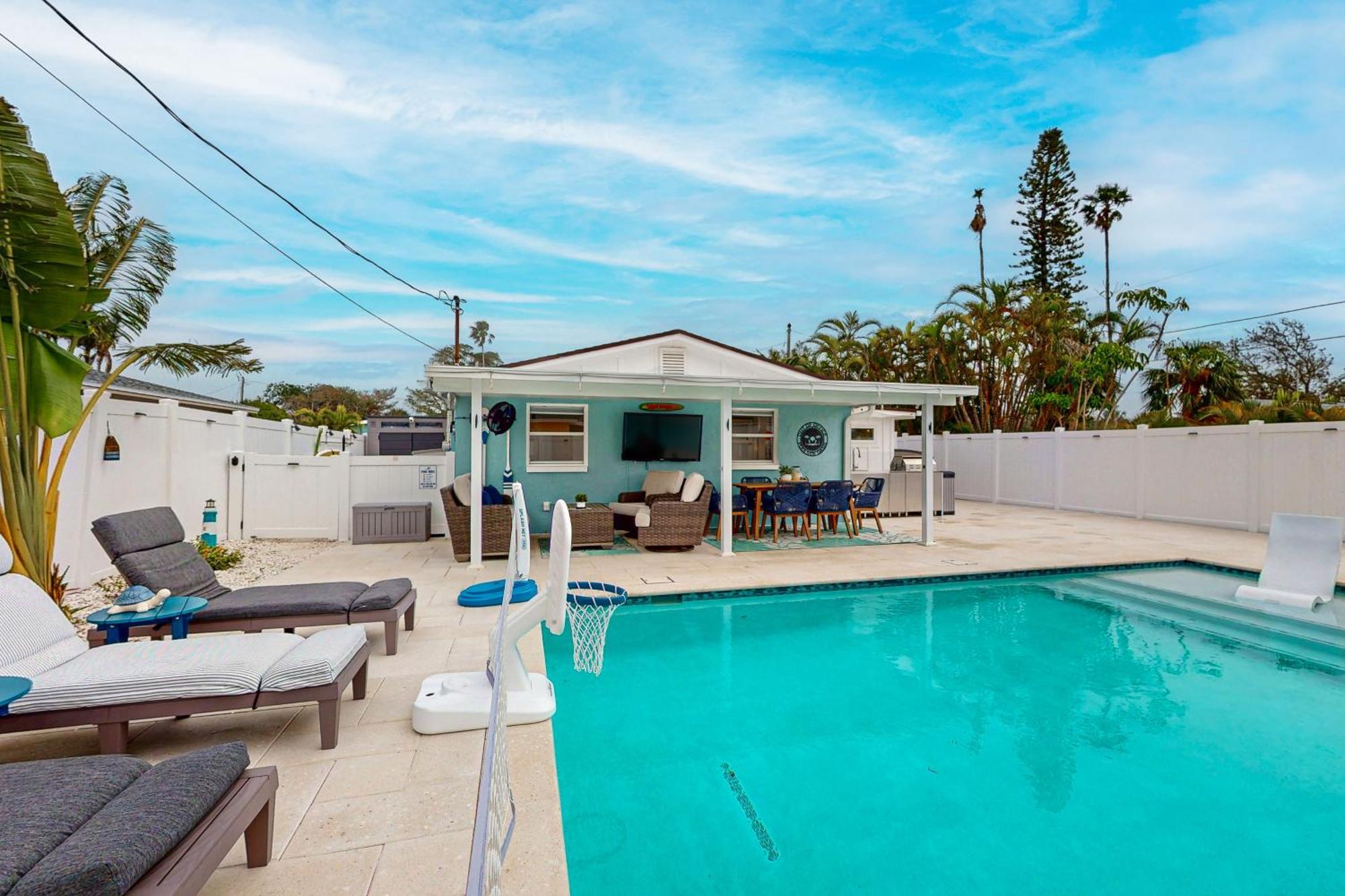 Out Of Office Oasis * Clearwater Beach