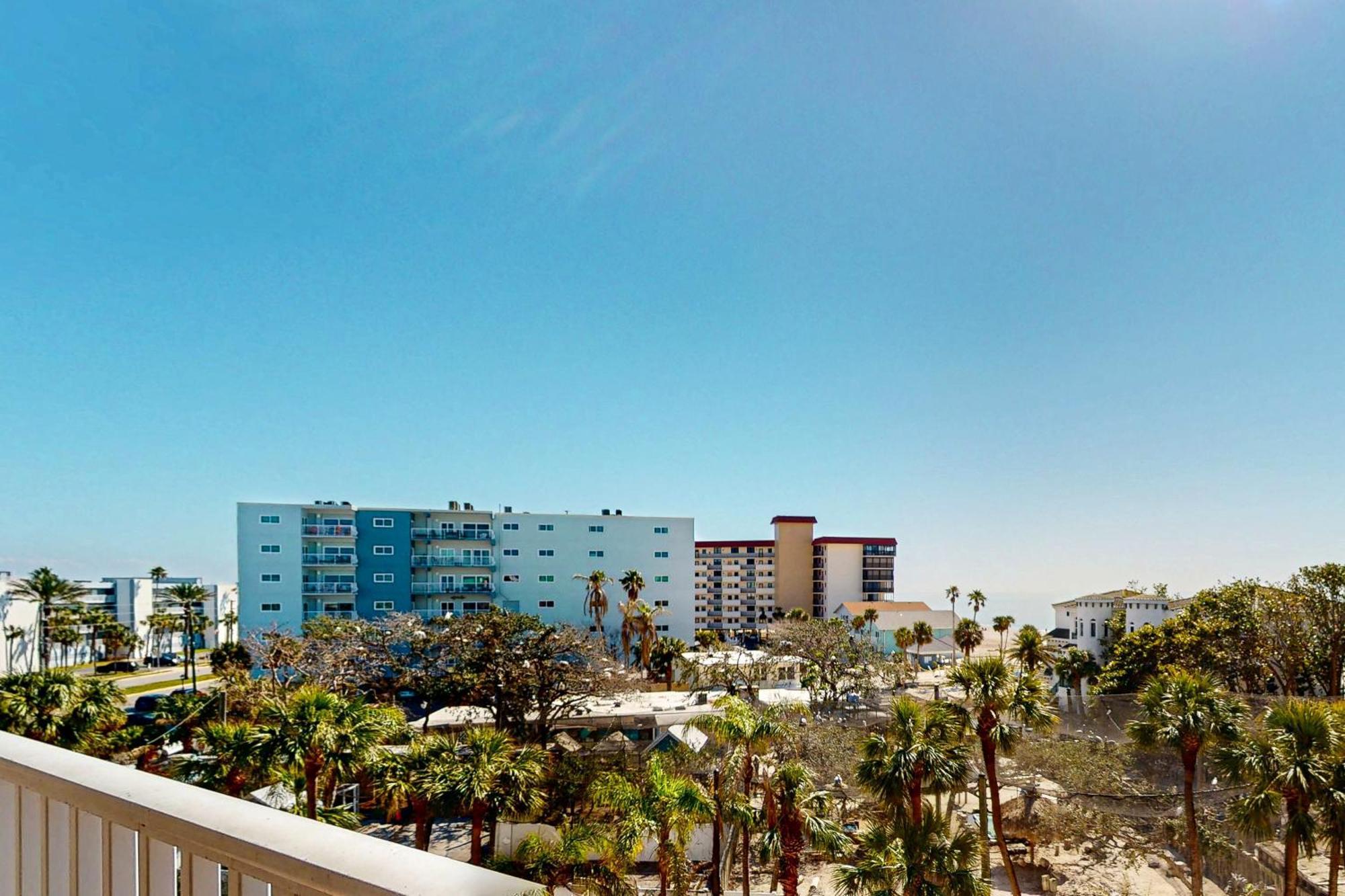 1403 * Clearwater Beach
